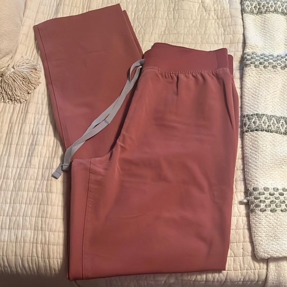 FIGS scrub pants - Picture 2 of 2